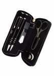 Kit executivo com 5 peças, em estojo sintético.
