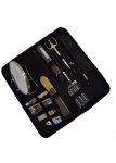 Kit manicure masculino com 12 peças, estojo de couro sintético.