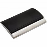 Porta cartão de metal com couro sintético.