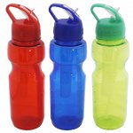 Squeeze de plástico ice bar, com canudo e capacidade para 800ml.