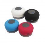 Caixa de som redonda para a hora do banho, a prova d água, recarregável, com ventosa para parede e vidros, com bluetooth, atende ligações.