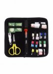 Kit costura em estojo sintético preto.