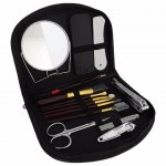 Kit manicure com 15 peças e estojo com zíper.